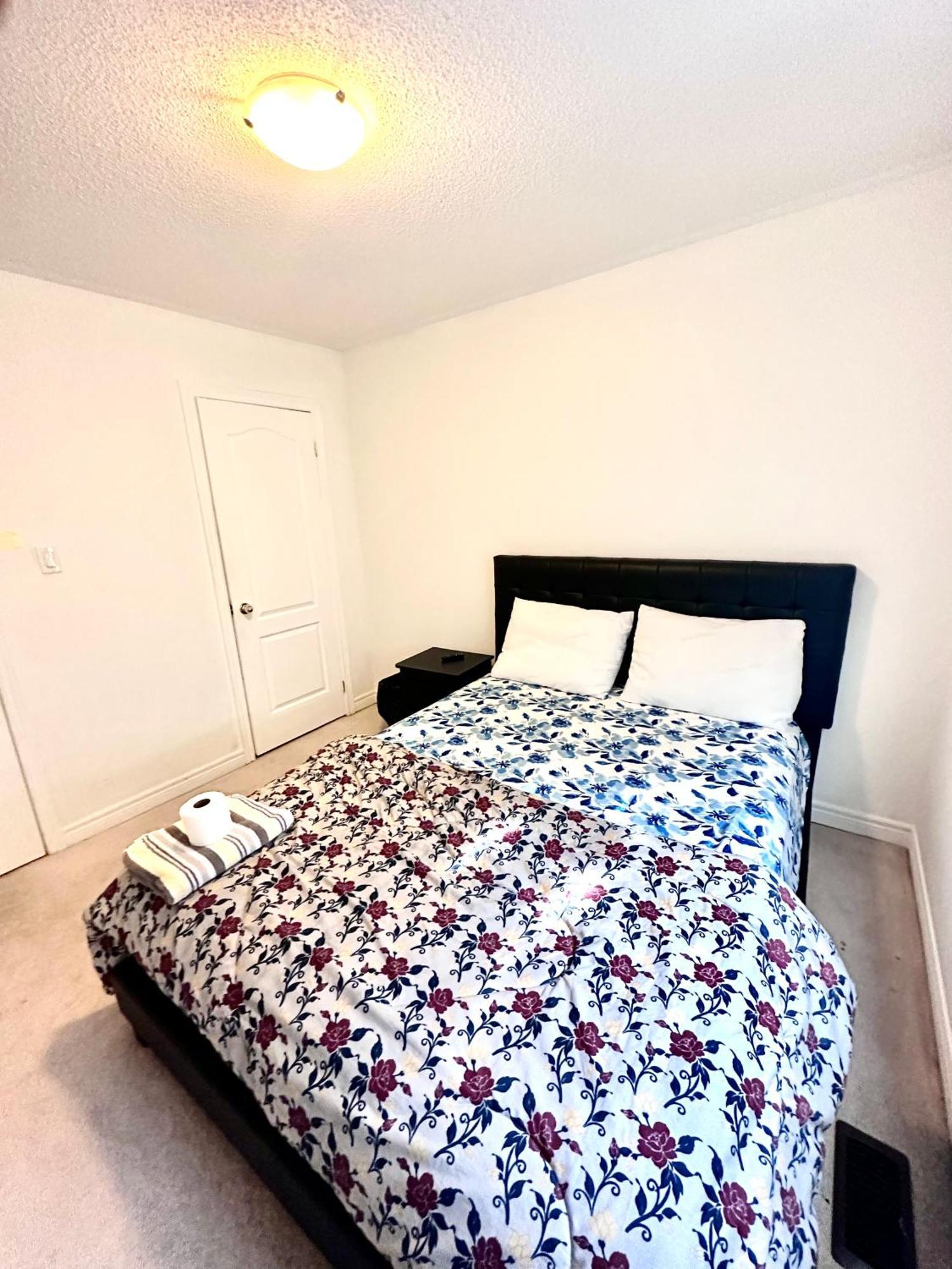 Bellhaven Beautiful Home Brampton Luaran gambar